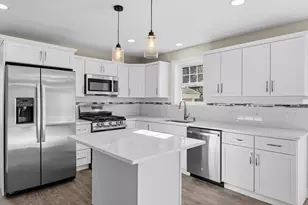 989 Bay St, Fall River, MA 02724 - Photo 7