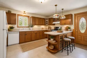 298 Providence Rd, Northbridge, MA 01588 - Photo 3