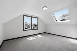44 Frontenac St, Springfield, MA 01151 - Photo 23