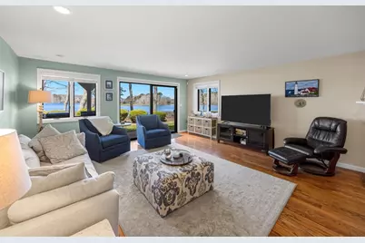 381 Great Oak Rd #9, Mashpee, MA 02649 - Photo 11
