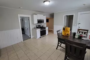 85 Avon St, Lowell, MA 01854 - Photo 3