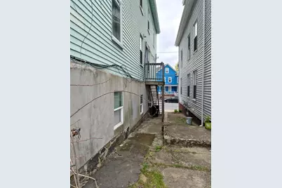 149 Washington St, Peabody, MA 01960 - Photo 9