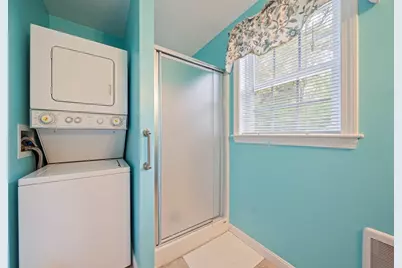 138 Lakehurst Ave, Weymouth, MA 02189 - Photo 15