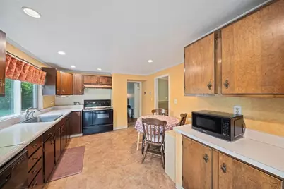 138 Lakehurst Ave, Weymouth, MA 02189 - Photo 9