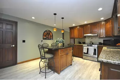 81 Amber Dr, East Bridgewater, MA 02333 - Photo 7