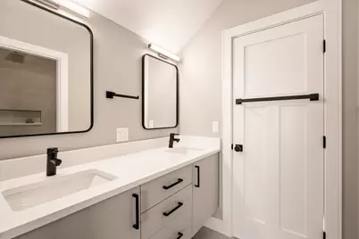 71 Greenough Street #2, Brookline, MA 02445 - Photo 19