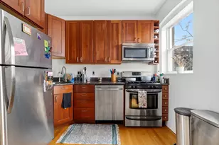 470 E 3rd St, Boston, MA 02127 - Photo 7
