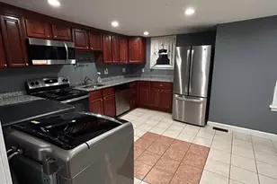 733 Pleasant St, Leicester, MA 01542 - Photo 5