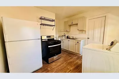 93 Peirce St #2, Middleborough, MA 02346 - Photo 5