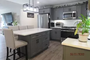 107 Alva St, New Bedford, MA 02740 - Photo 5