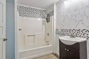 215 N Main St, Orange, MA 01364 - Photo 17