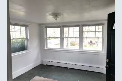 932 Webster St, Hanover, MA 02339 - Photo 9