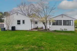 40 Dunster Rd, Framingham, MA 01702 - Photo 37