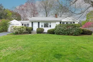 40 Dunster Rd, Framingham, MA 01702 - Photo 1