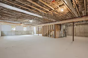 889 Maple St, Mansfield, MA 02048 - Photo 35