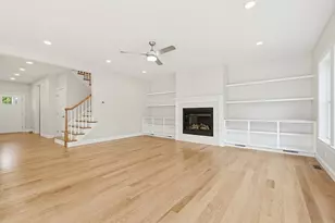 889 Maple St, Mansfield, MA 02048 - Photo 19