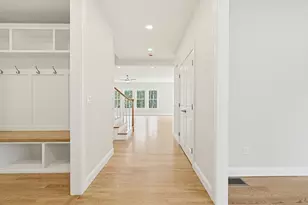 889 Maple St, Mansfield, MA 02048 - Photo 5
