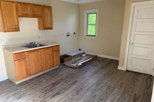 37-39 Wilmont St, Springfield, MA 01108 - Photo 5