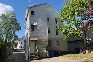 37-39 Wilmont St, Springfield, MA 01108 - Photo 13