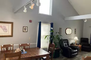 74 N Hatfield Rd, Hatfield, MA 01038 - Photo 9