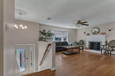 8 Park Cir, Attleboro, MA 02703 - Photo 3