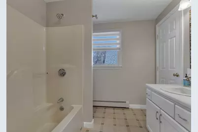 8 Park Cir, Attleboro, MA 02703 - Photo 9