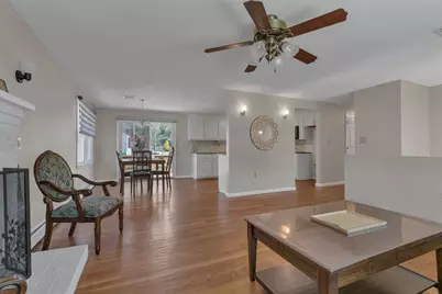 8 Park Cir, Attleboro, MA 02703 - Photo 5