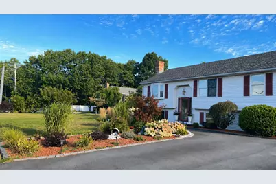 8 Park Cir, Attleboro, MA 02703 - Photo 1