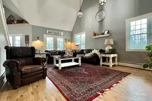 42 Mechanic St, Palmer, MA 01069 - Photo 5