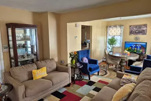 58 Eureka, Springfield, MA 01104 - Photo 3