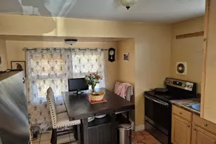 58 Eureka, Springfield, MA 01104 - Photo 5