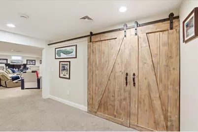 140 Pheasant Hill Cir, Barnstable, MA 02635 - Photo 23