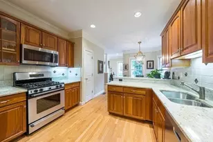 68 Charles Ct, Southborough, MA 01772 - Photo 9