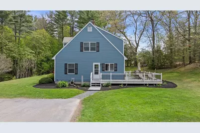 65 Center St, Groveland, MA 01834 - Photo 7