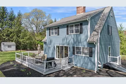 65 Center St, Groveland, MA 01834 - Photo 9