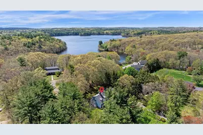 65 Center St, Groveland, MA 01834 - Photo 5