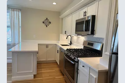 141 Chestnut St #202, Needham, MA 02492 - Photo 1
