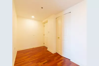 8-12 Museum Way #1022, Cambridge, MA 02141 - Photo 9