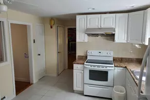 1696 Liberty St, Braintree, MA 02184 - Photo 5