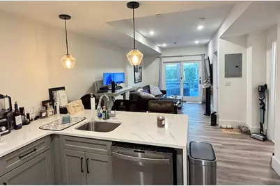 9 Douglas St. #1, Boston, MA 02127 - Photo 11