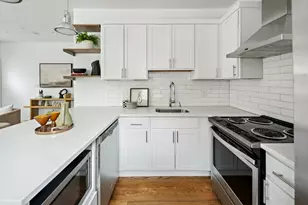 9 Cedar St, Boston, MA 02119 - Photo 7