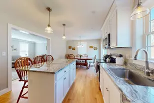 287 Wareham, Middleborough, MA 02346 - Photo 3