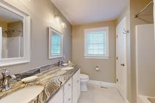 287 Wareham, Middleborough, MA 02346 - Photo 11