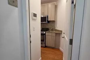 21 5th St, Chelsea, MA 02150 - Photo 3