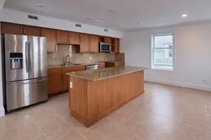 375 Crescent Ave, Chelsea, MA 02150 - Photo 3