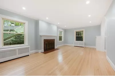 320 Quinobequin Rd, Newton, MA 02468 - Photo 3