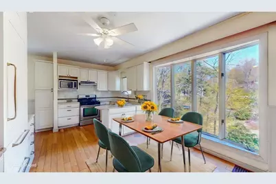 36 Dexter Rd, Newton, MA 02460 - Photo 7
