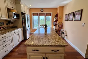 61 Bayberry Ln, Dartmouth, MA 02747 - Photo 9