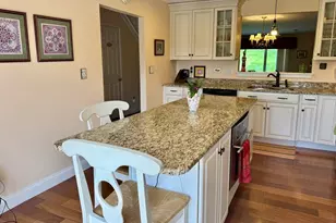 61 Bayberry Ln, Dartmouth, MA 02747 - Photo 11