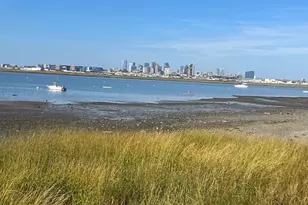 142 Pleasant St, Winthrop, MA 02152 - Photo 25